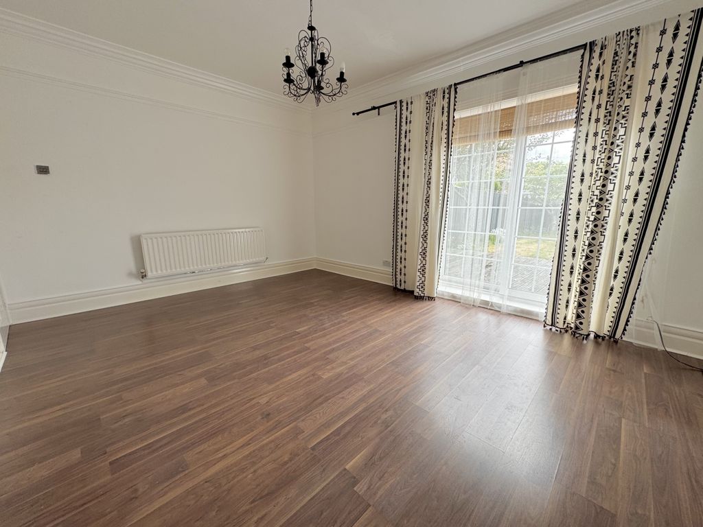 Property photo 3 of 16 Img_0271