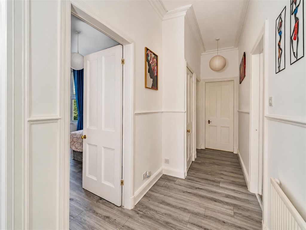 Property photo 2 of 18 23A Step Row Dundee-2.Jpg