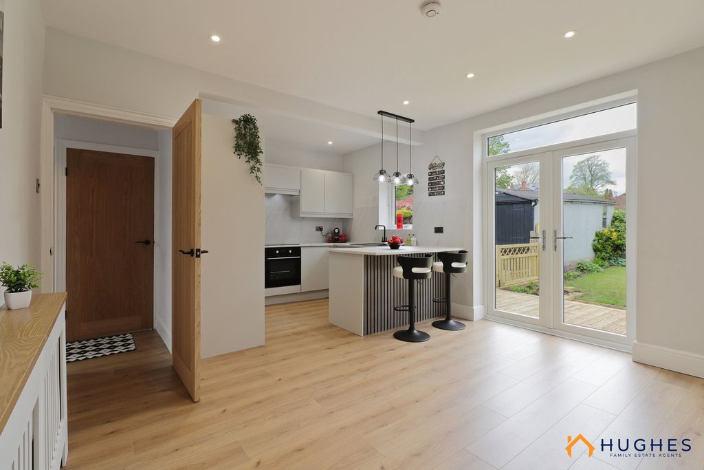 Property photo 3 of 29