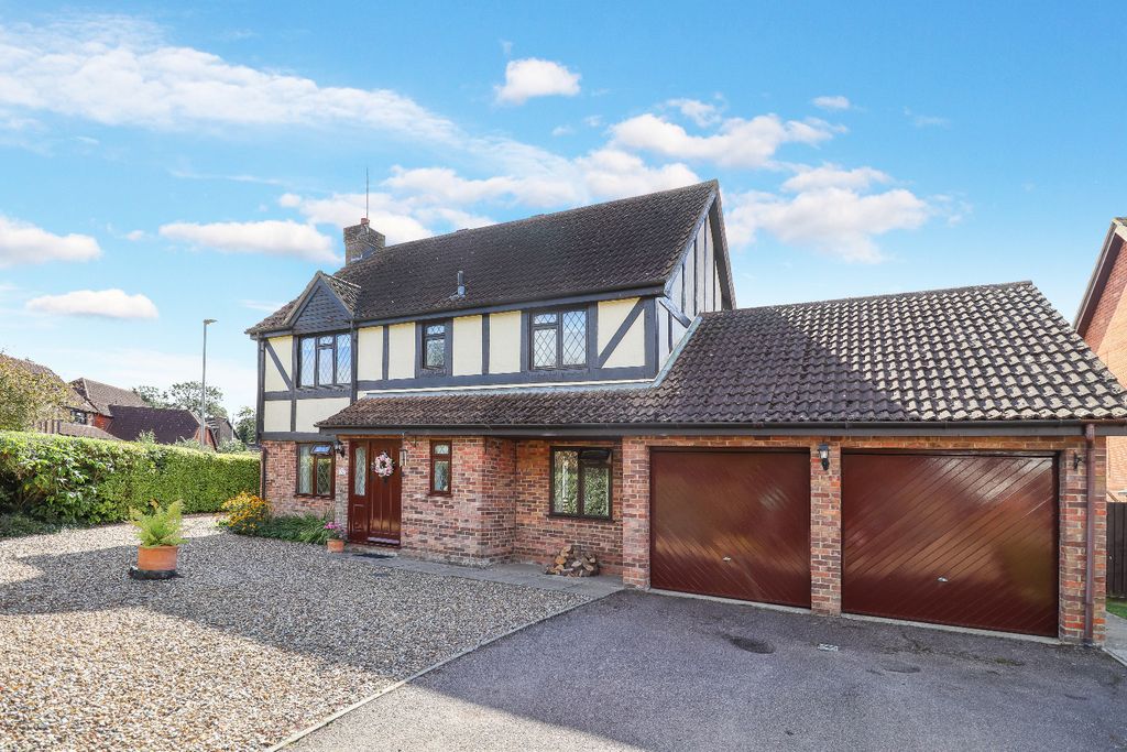 Property photo 1 of 29 3548740