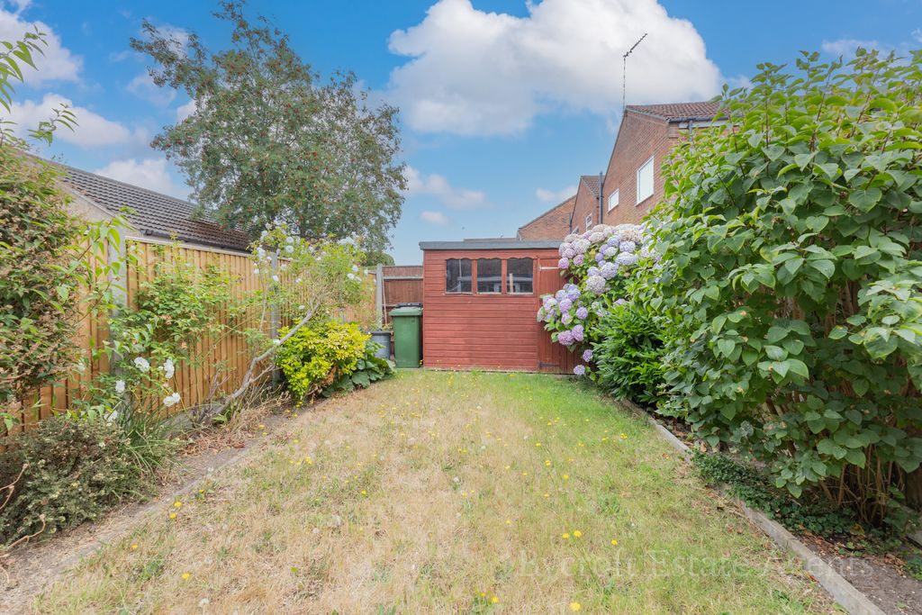 Property photo 2 of 12