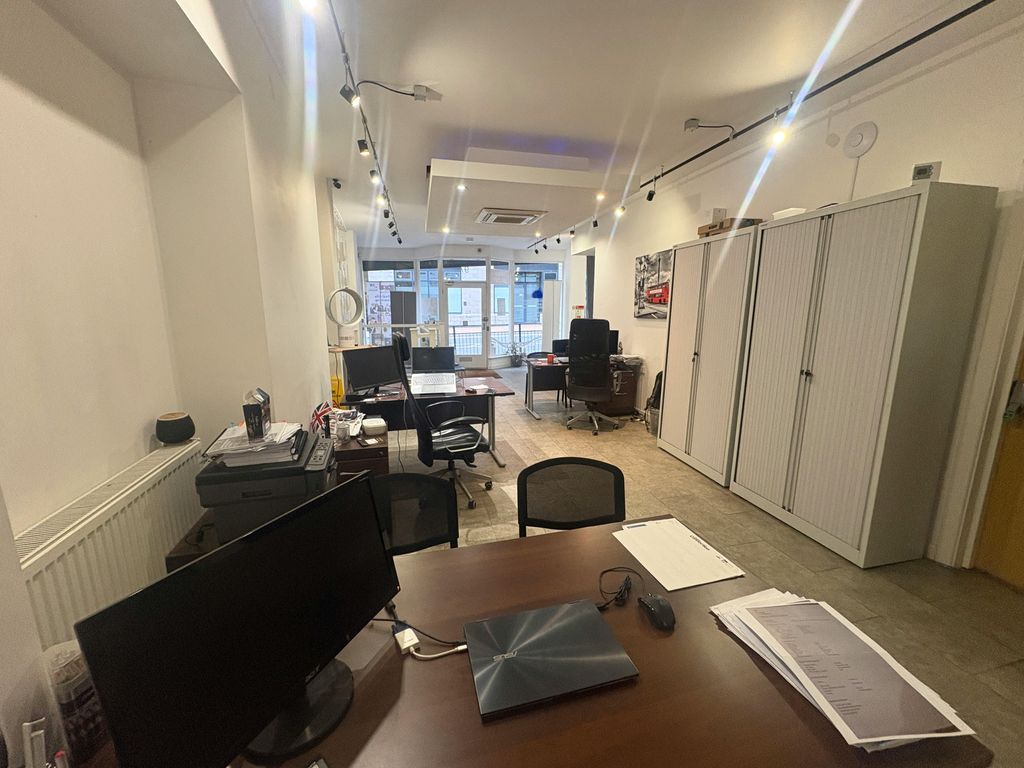 Property photo 2 of 5 97 Commercial Rd -1.Jpg