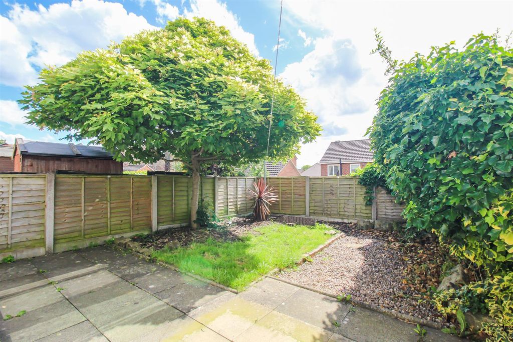 Property photo 2 of 10 Outside