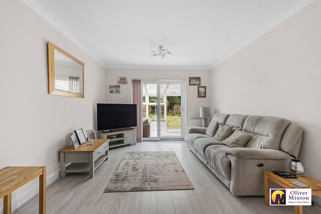 Property photo 2 of 24