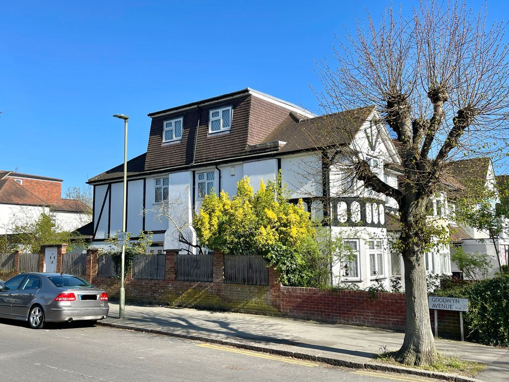 Property photo 1 of 20