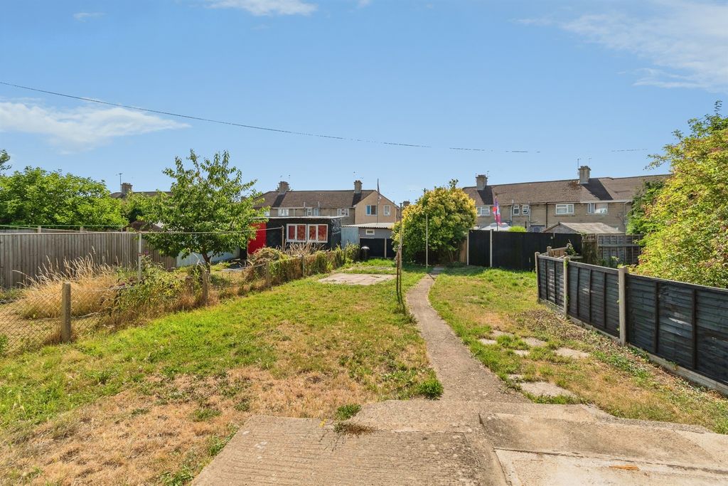 Property photo 3 of 15