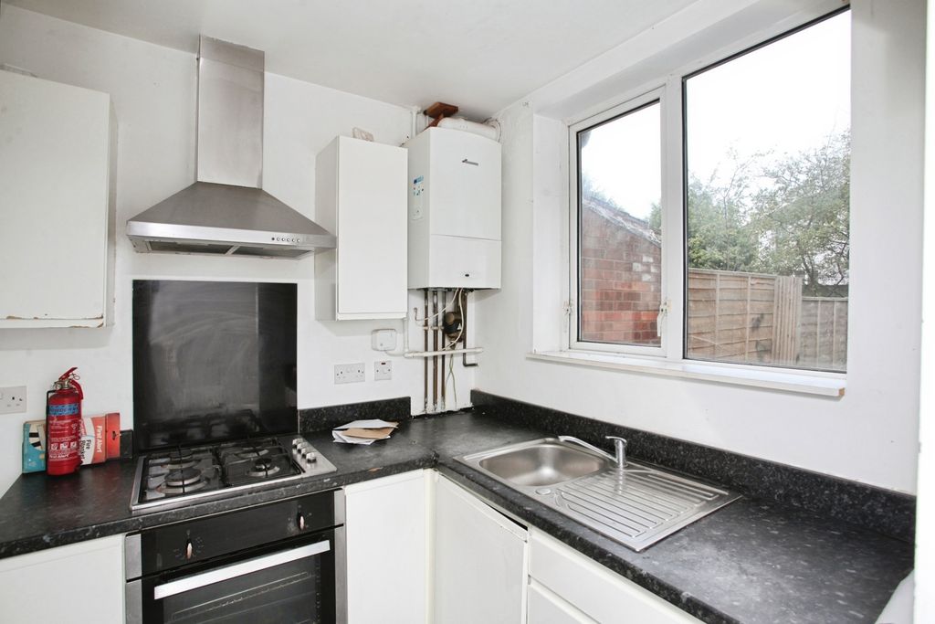 Property photo 3 of 12 Pbox-Img.Jpg