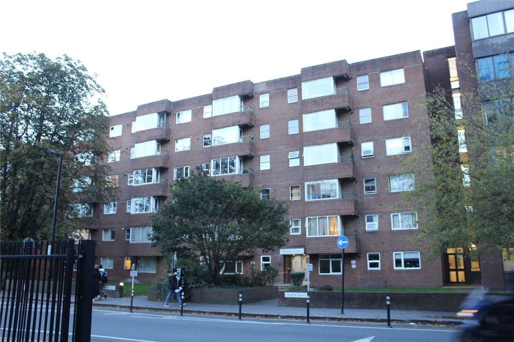 Property photo 2 of 13 Picture No. 12