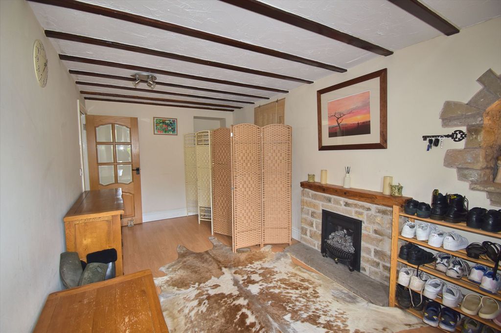 Property photo 2 of 20 Family Room