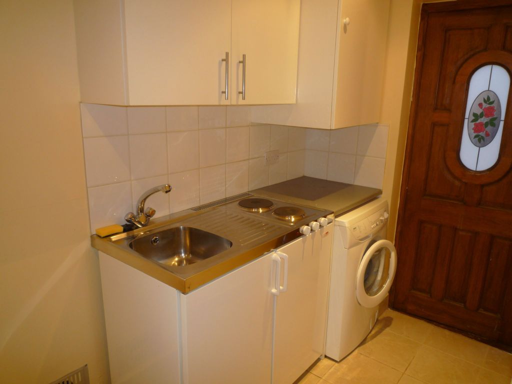 Property photo 1 of 3