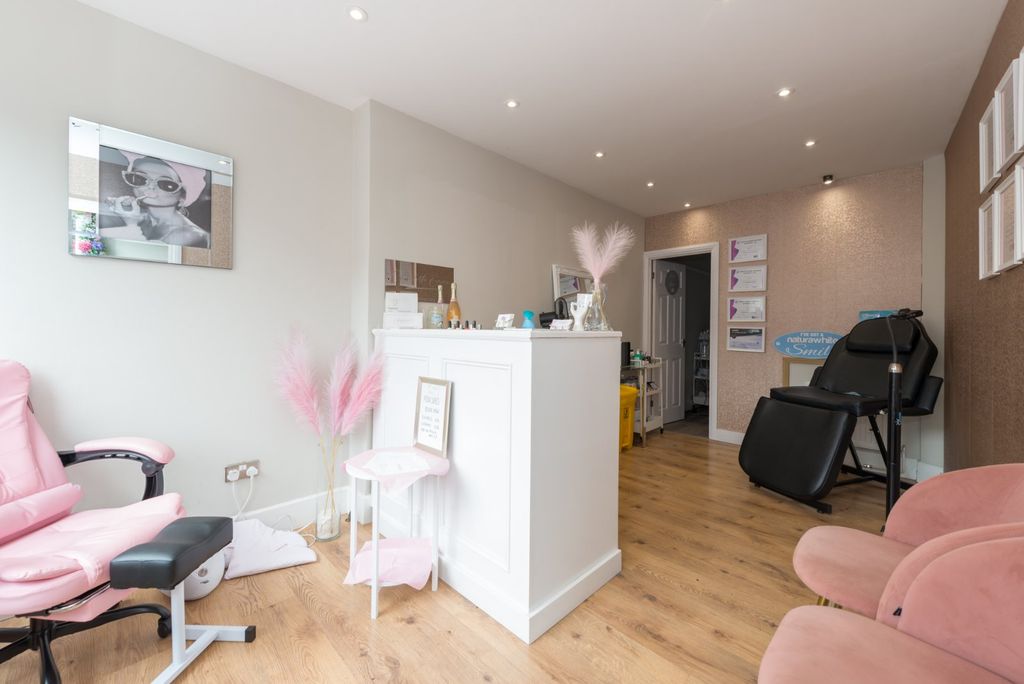 Property photo 3 of 21 Picture No. 17