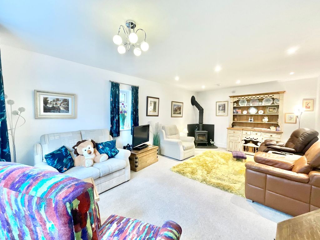 Property photo 3 of 50