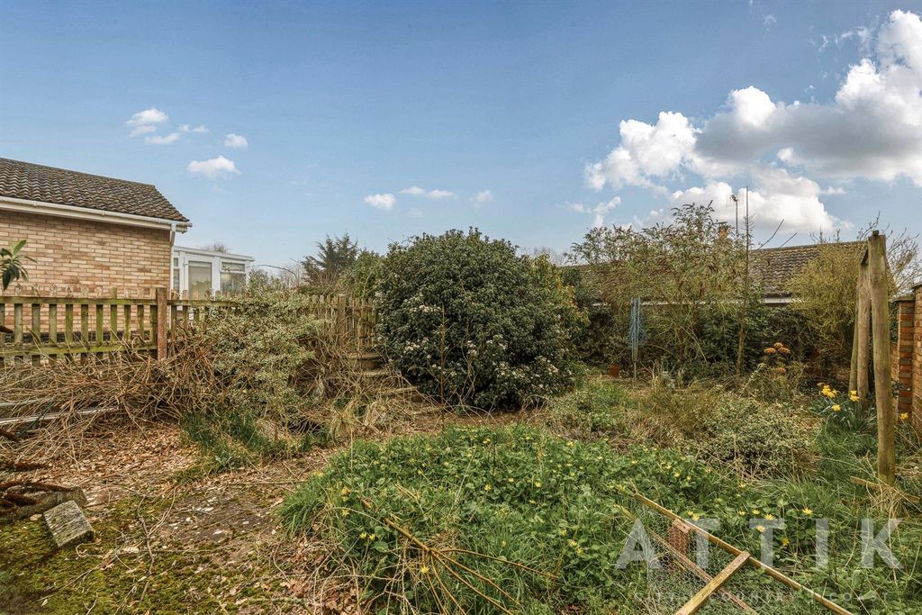 Additional image 33 of 3 bed detached bungalow for salePark Walk, Holton, Halesworth IP19