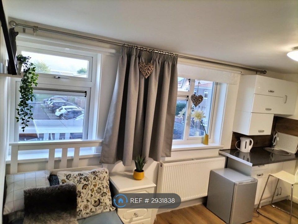 Property photo 1 of 9 En-Suite