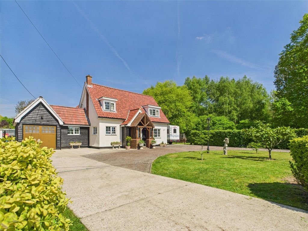 Property photo 1 of 28
