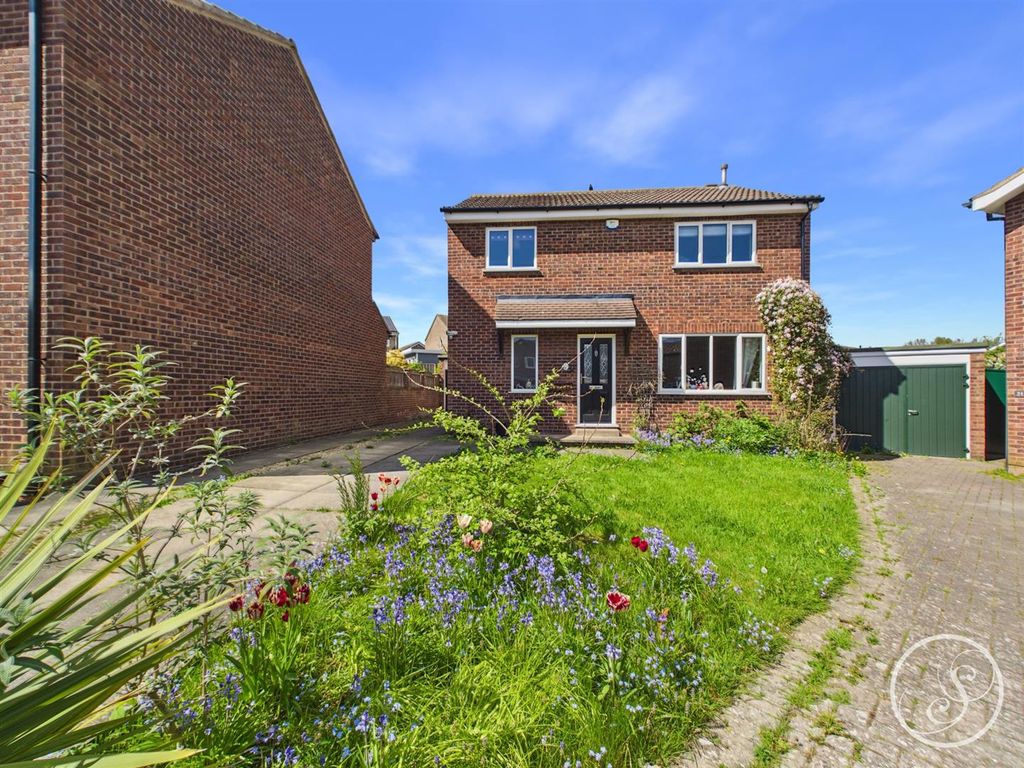 Property photo 1 of 23 External