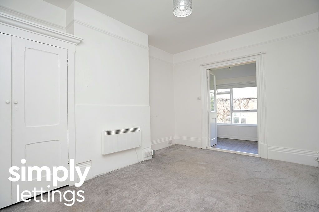 Property photo 2 of 6 Photo 1