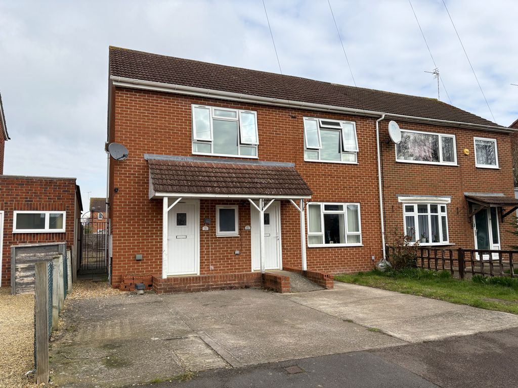 Property photo 1 of 13 2Â Bedroom Maisonette For Sale
