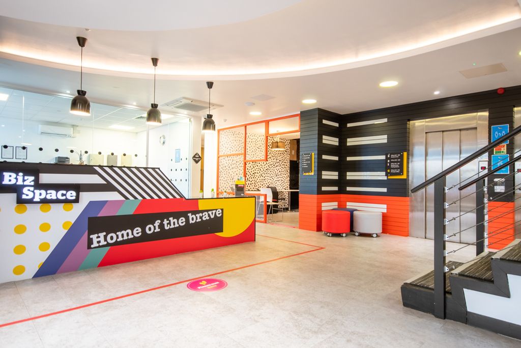 Property photo 2 of 17 Photo 1