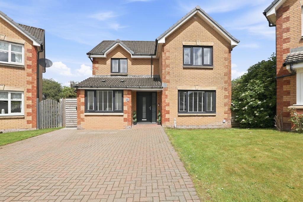Property photo 1 of 45