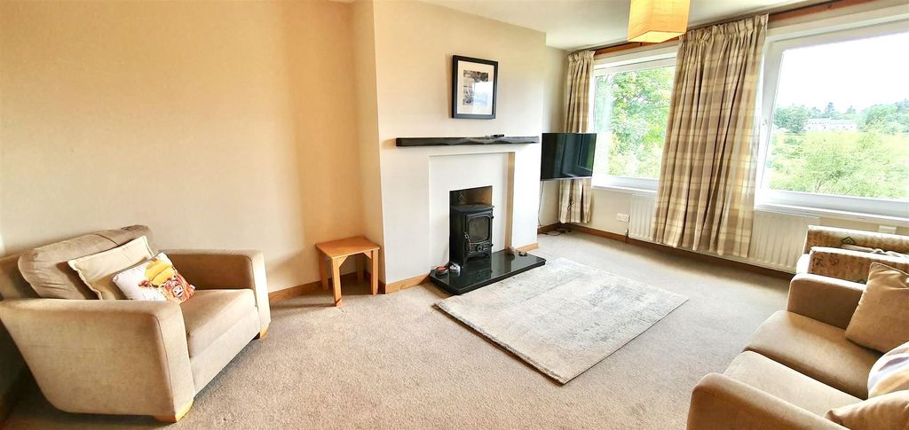 Property photo 3 of 18 Aird View