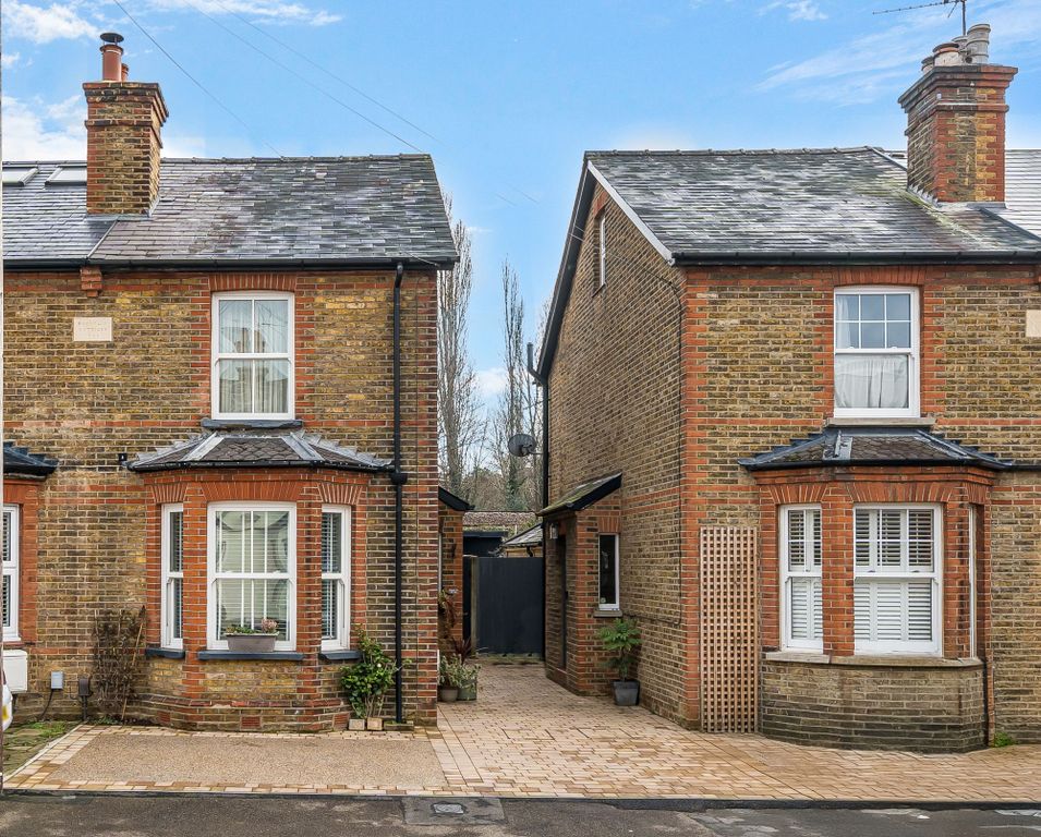 Property photo 3 of 26