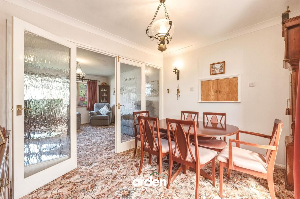 Property photo 3 of 17