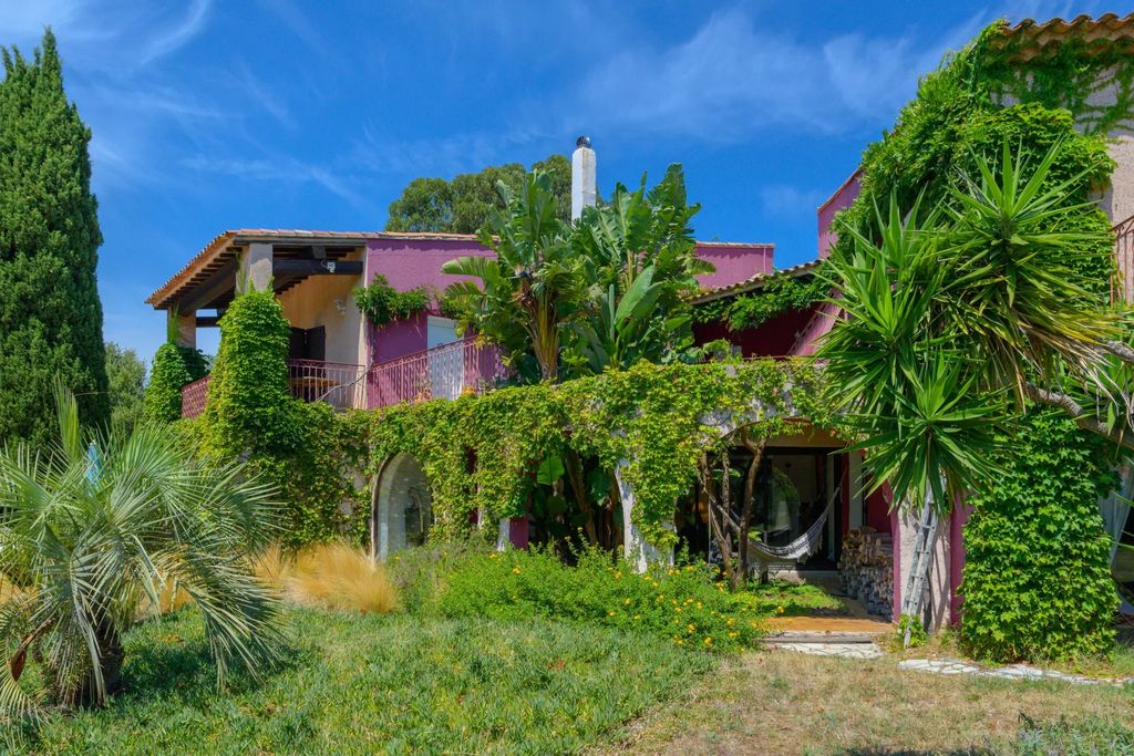 Property photo 2 of 15
