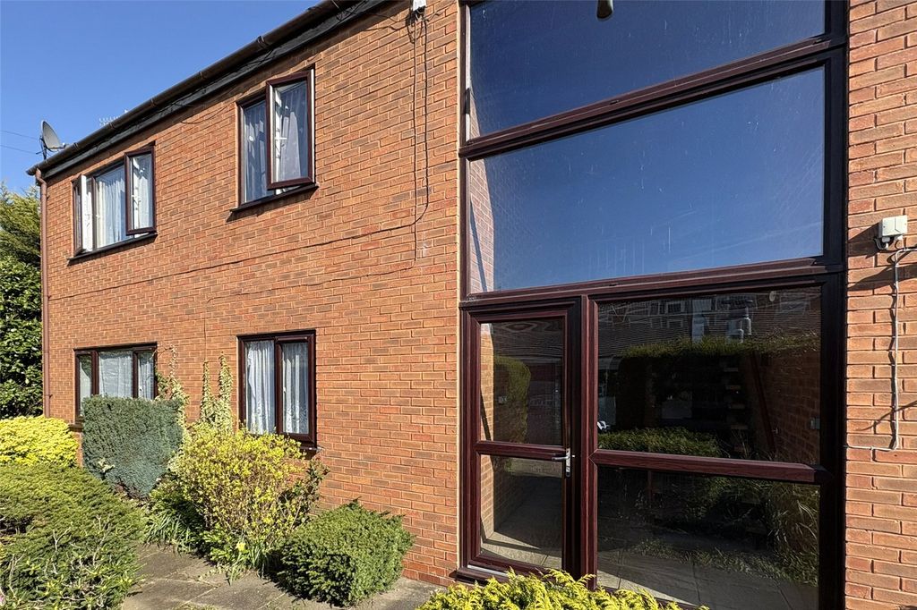 Property photo 1 of 14 Picture No. 25