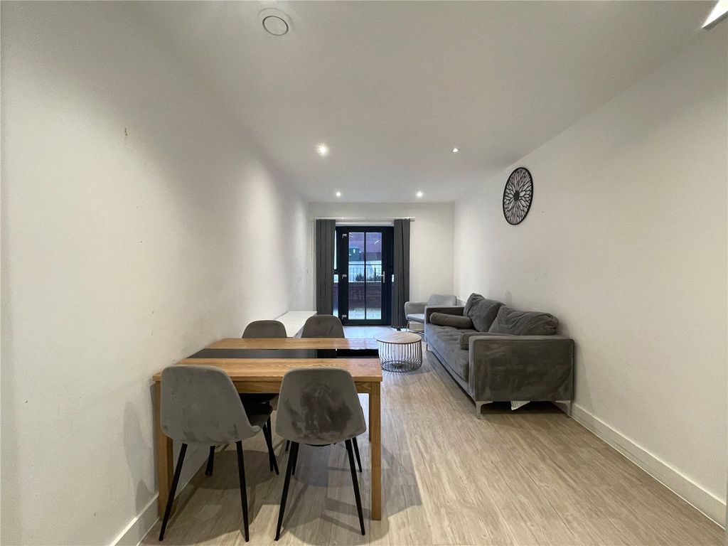 Property photo 1 of 8 Picture No. 07