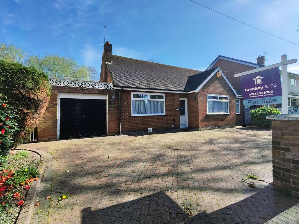 Property photo 1 of 21