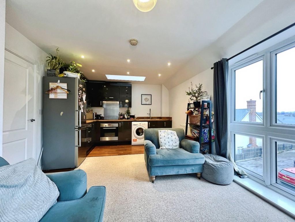 Property photo 2 of 6