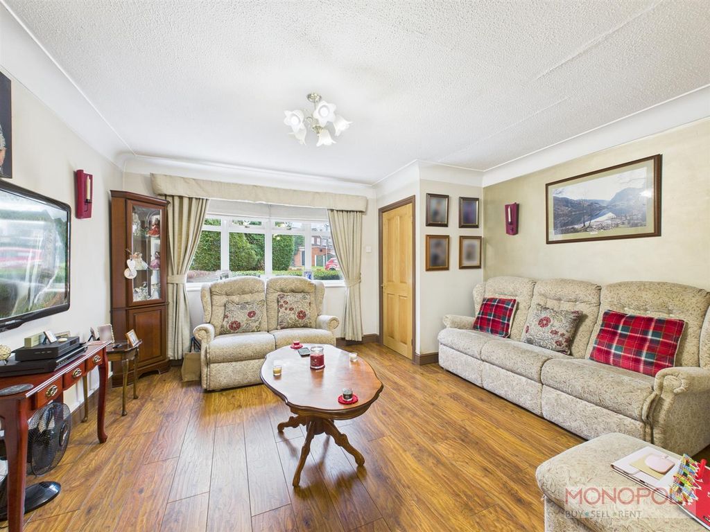 Property photo 2 of 25 Cam04439G0-Pr0201-Still026.Jpg