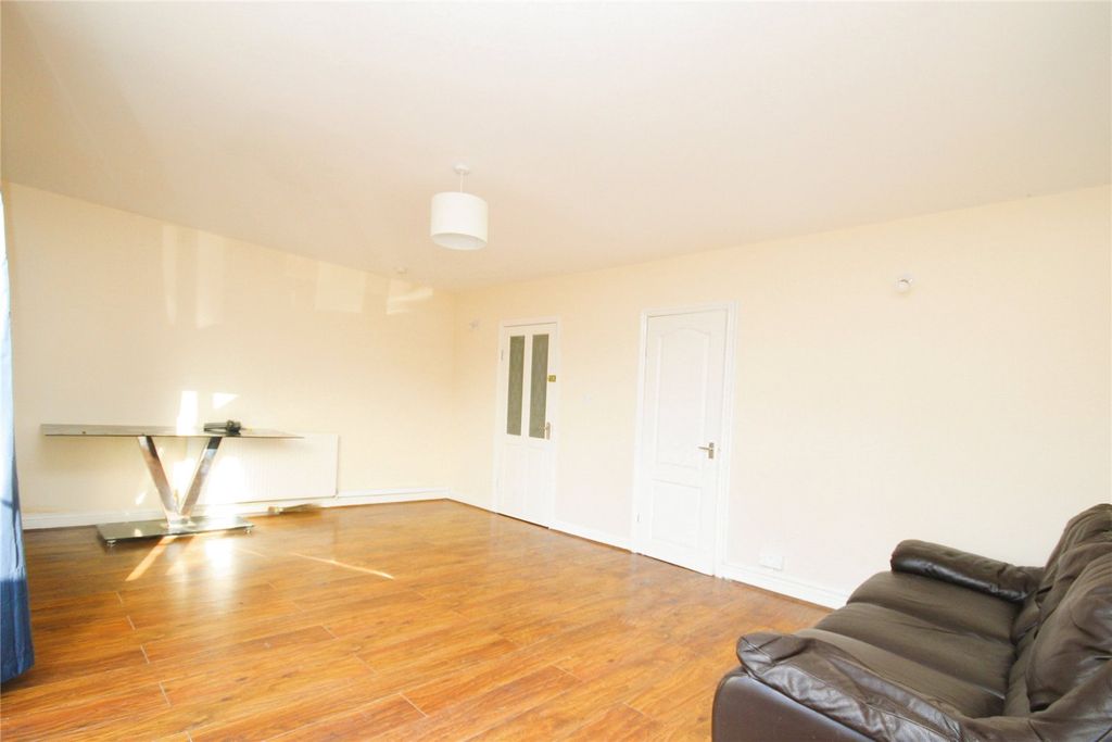 Property photo 3 of 10 Picture No. 07