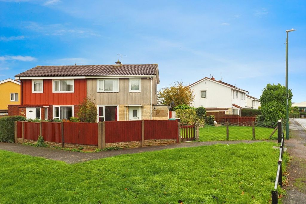 Property photo 1 of 15 Front Aspect