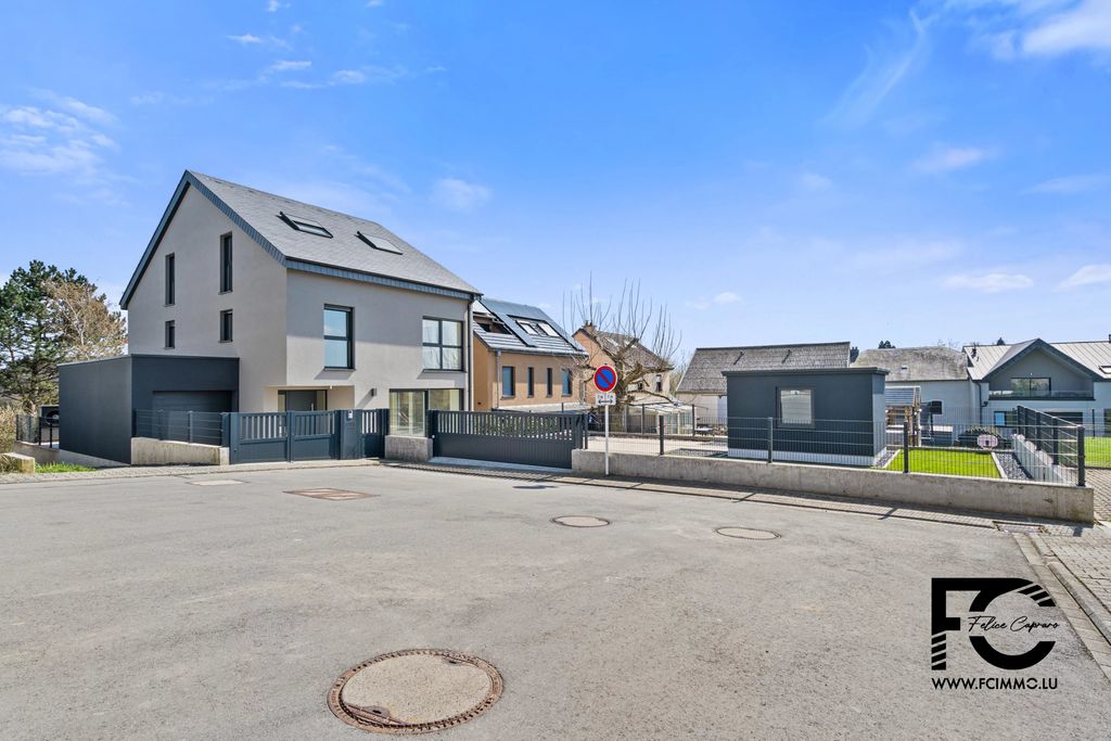 Property photo 1 of 45