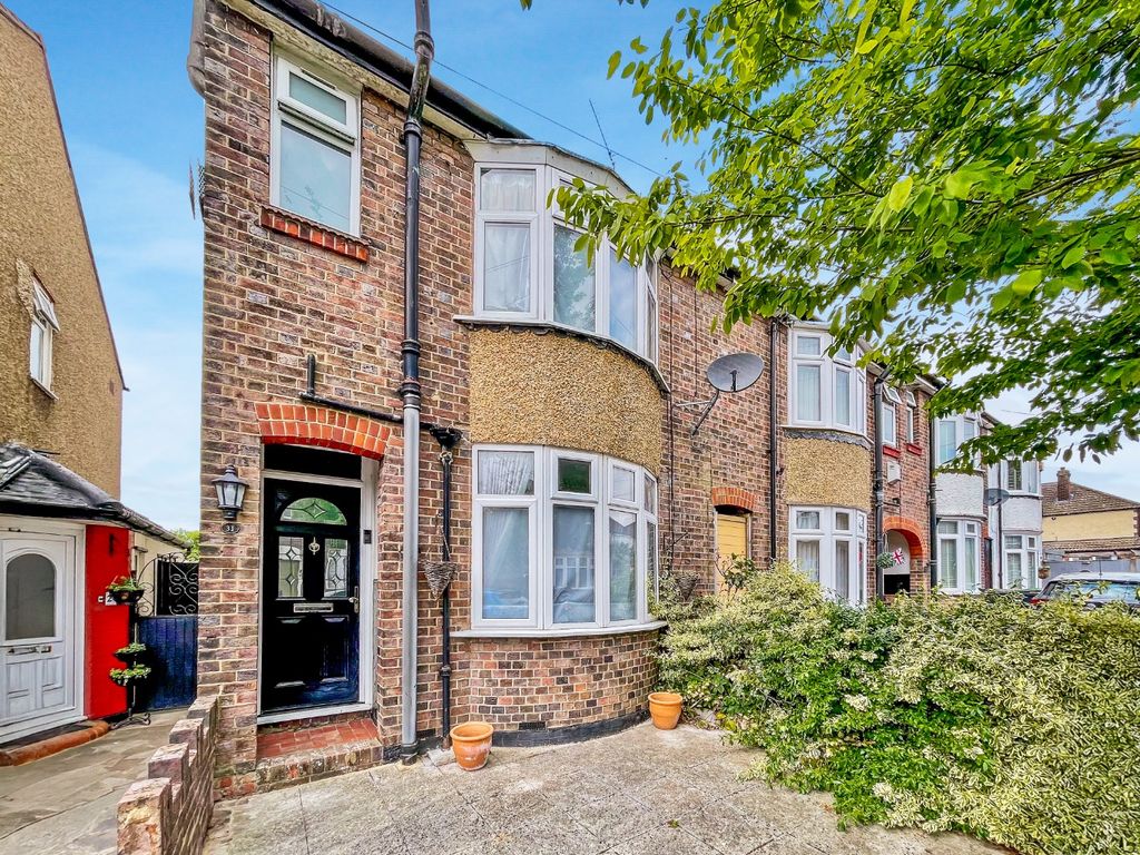 Property photo 1 of 12 4189921