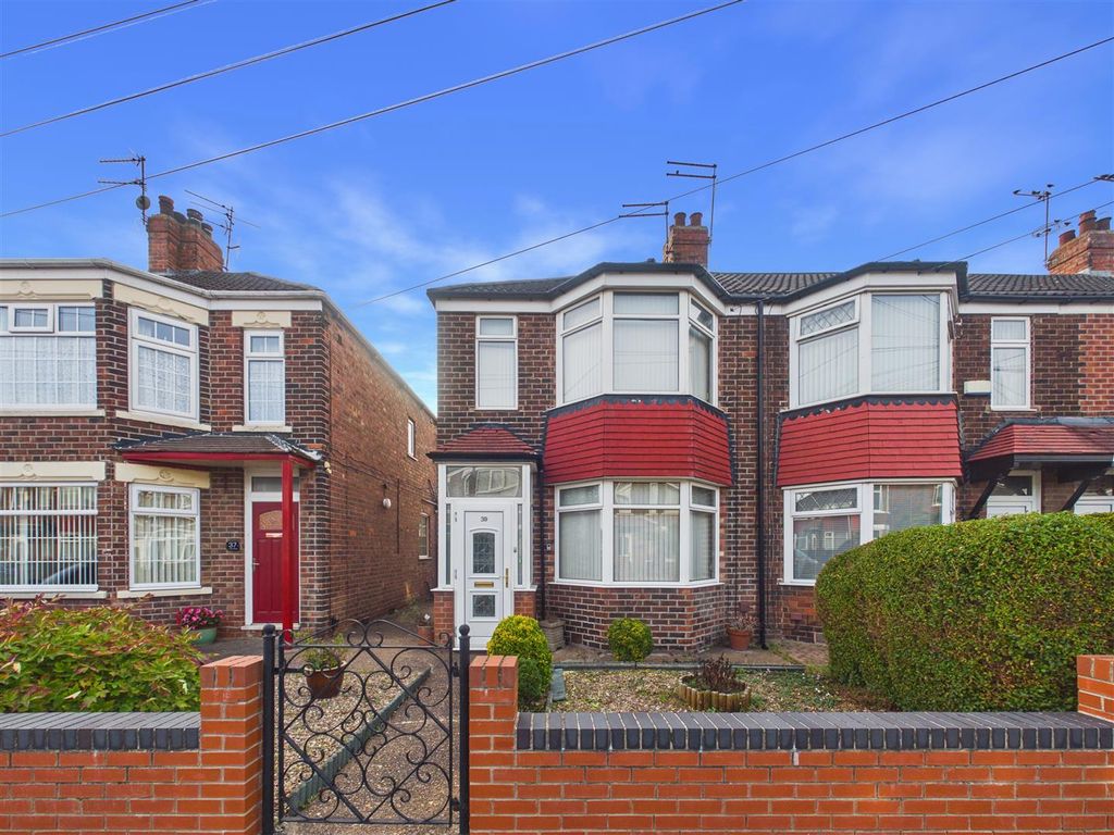 Property photo 1 of 13 Cam05451G0-Pr0228-Still014.Jpg