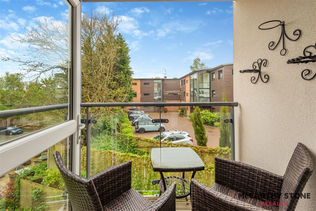 Property photo 1 of 11 8595975-Exterior01.Jpg