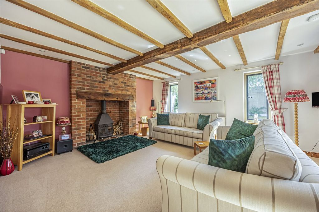 Property photo 3 of 16 Picture No. 07