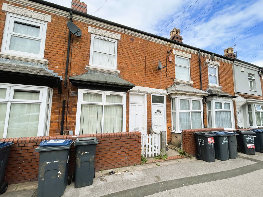 Property photo 3 of 12