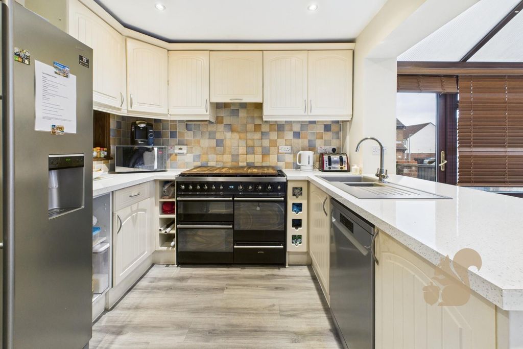 Property photo 2 of 15 Cam01814G0-Pr0049-Still010.Jpg