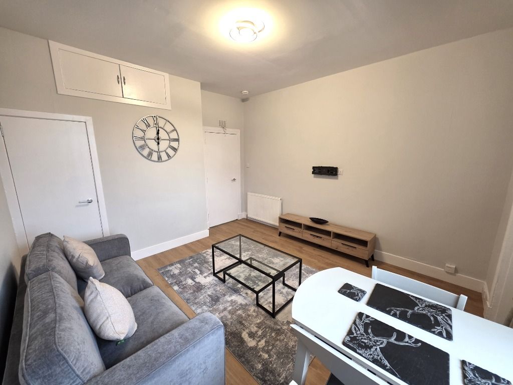 Property photo 3 of 11 Photo 3