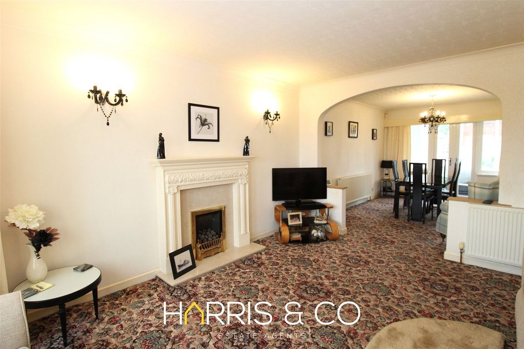 Property photo 3 of 21 Picture No. 10