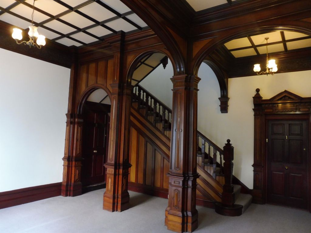 Property photo 3 of 7