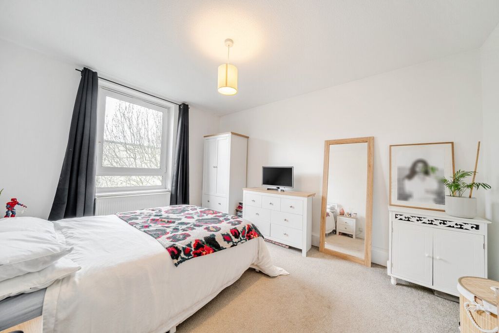 Property photo 3 of 7 Picture No. 04