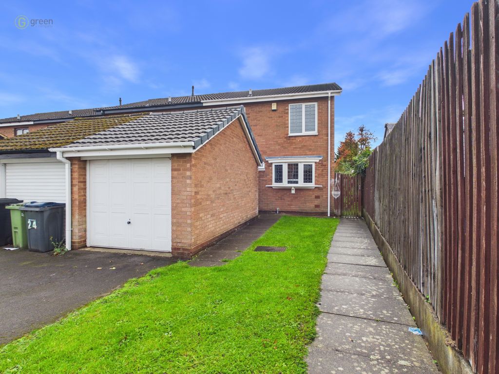 Property photo 1 of 18 Cam01332G0Pr0774Still001