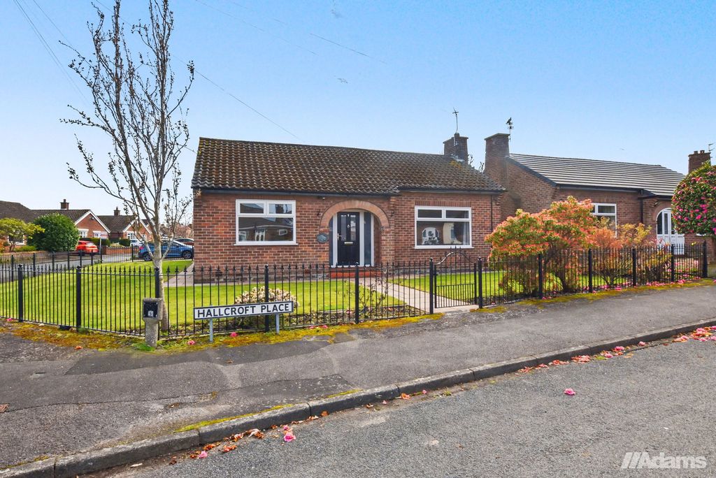 Property photo 1 of 32