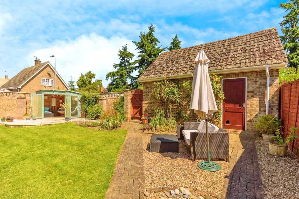 Property photo 3 of 18