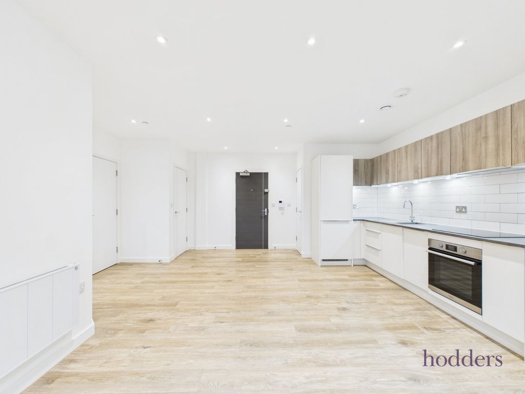 Property photo 2 of 6 Picture No. 11